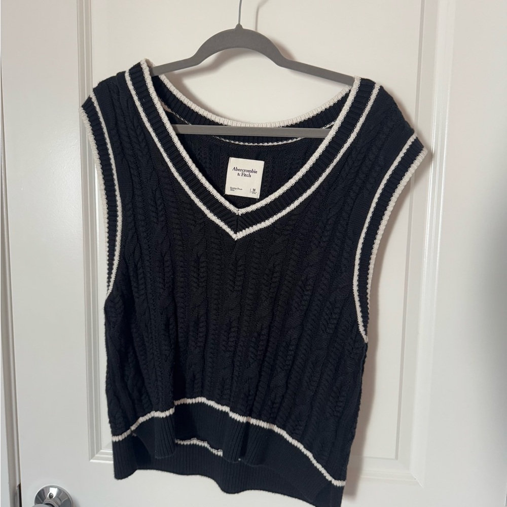 Abercrombie & Fitch Black Knit Vest with White Accents